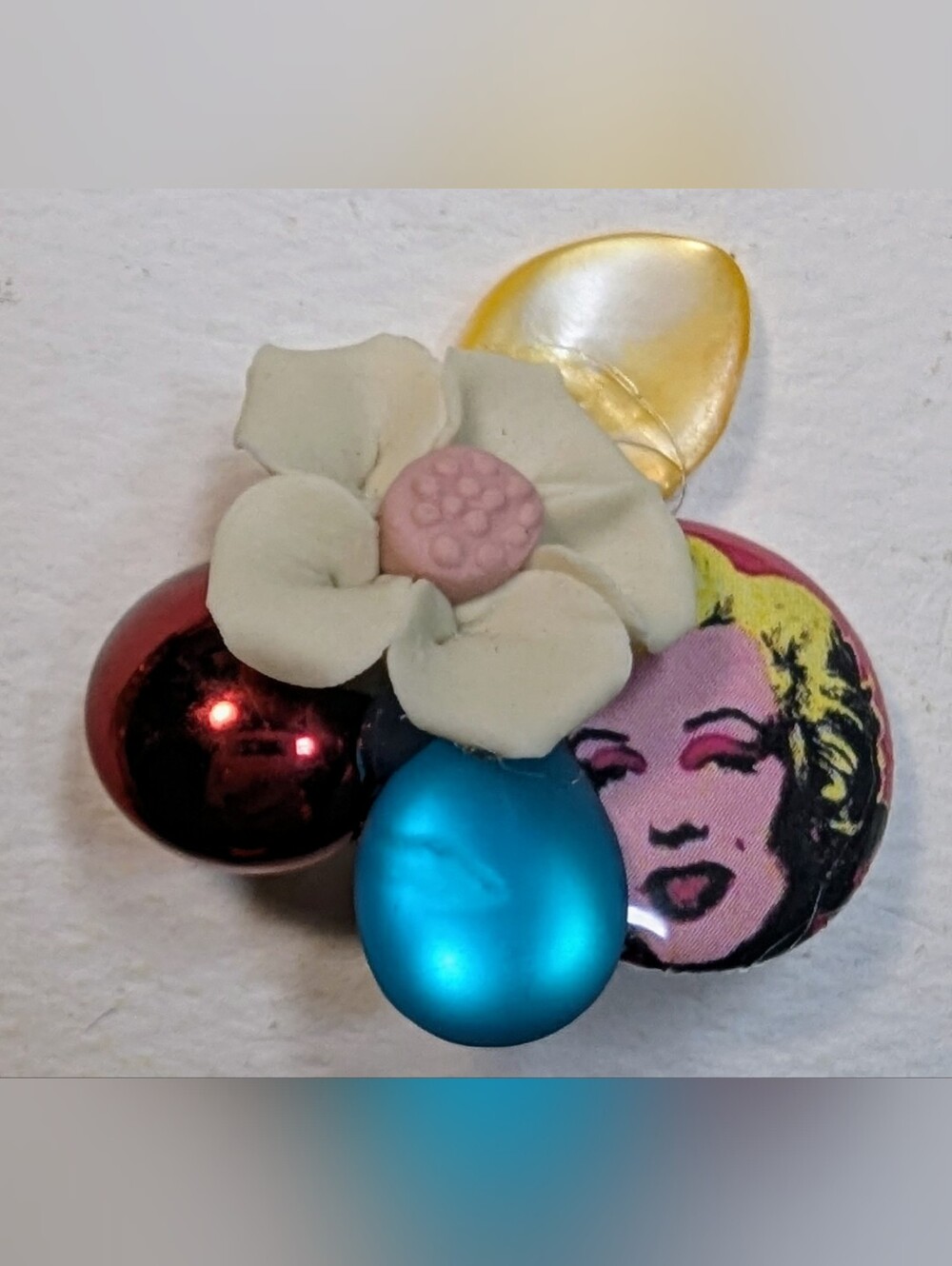 Wendy Gell Marilyn Monroe Pin Flower Leaf Jewel